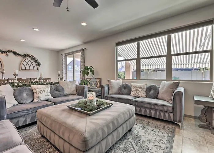 Pool, Hot Tub! San Tan Valley Snowbird Getaway * Queen Creek