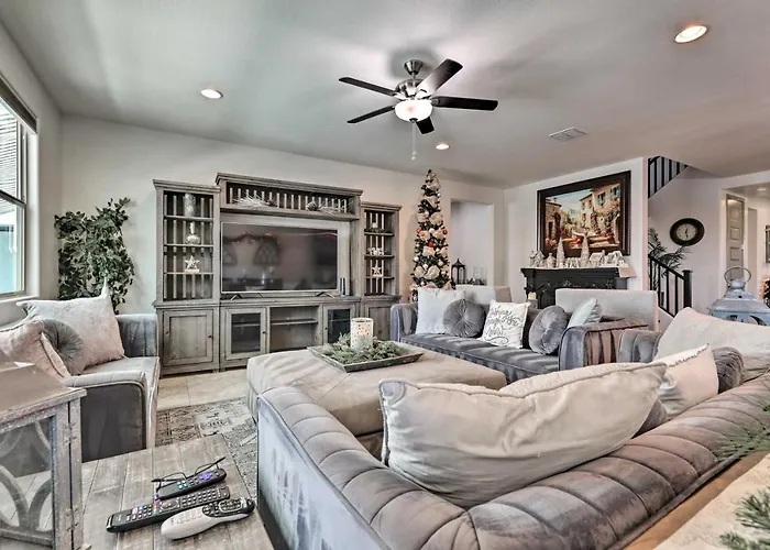 Pool, Hot Tub! San Tan Valley Snowbird Getaway * Queen Creek
