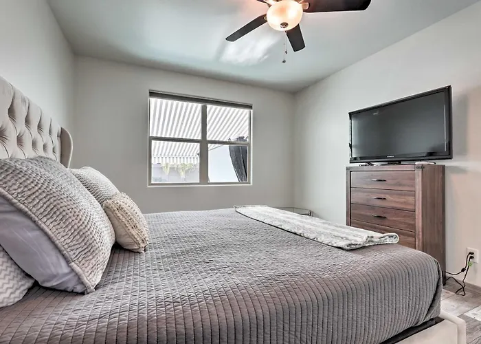 Pool, Hot Tub! San Tan Valley Snowbird Getaway Holiday home Queen Creek
